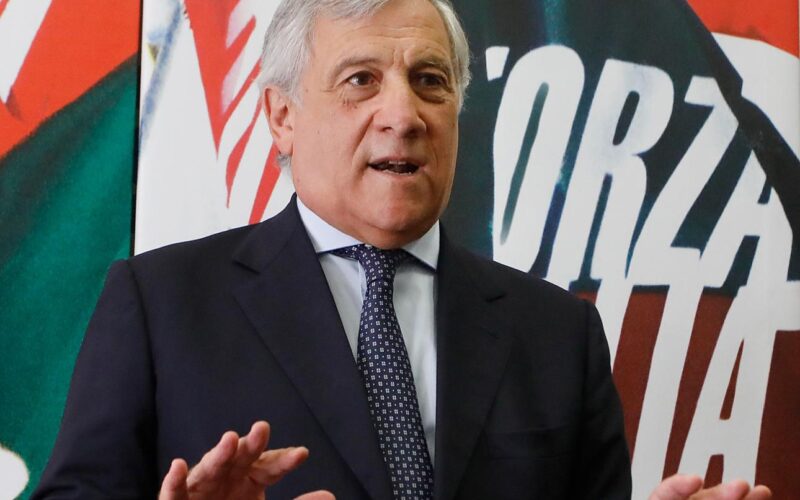 Inizia l’Era di Antonio Tajani: Una Nuova Guida per Forza Italia