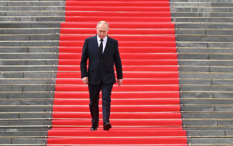 Putin’s Europe” e il Dilemma del Liberalismo in Europa: La Nuova Ricerca che Sfida la Propaganda Putiniana