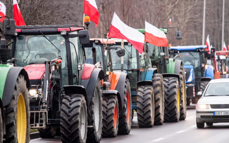 Fine della Protesta degli Agricoltori Polacchi al Confine con l’Ucraina