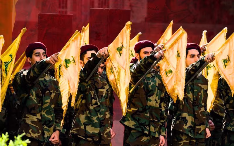 Reuters: Hezbollah si riarma con i soldi dell’Iran in vista di una nuova guerra