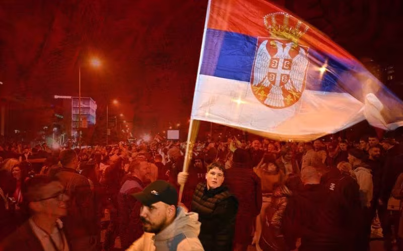 Serbia, gli studenti che hanno vinto: niente sanzioni a Mosca, Kosovo serbo, UE decisa dai cittadini